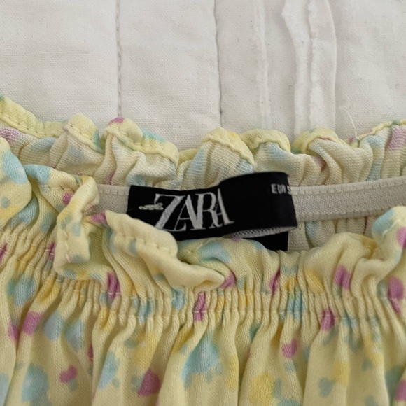 Zara Pastel Yellow Satin Effect Print Top - Picture 5 of 5
